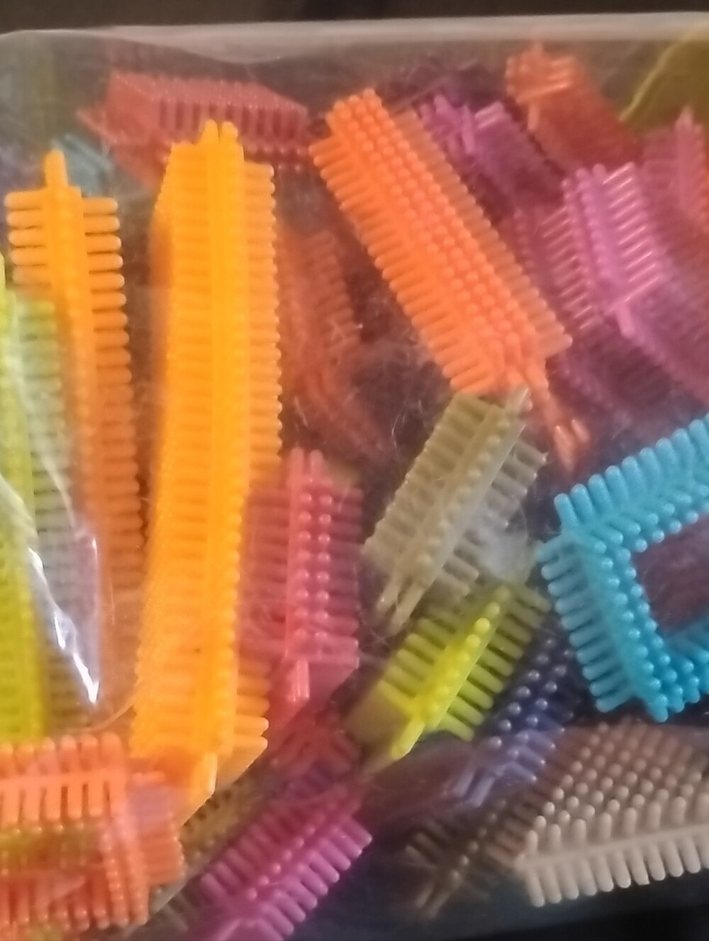 Interlocking Bristle Tiles Building Set - Multicolor - Picture 2 of 7